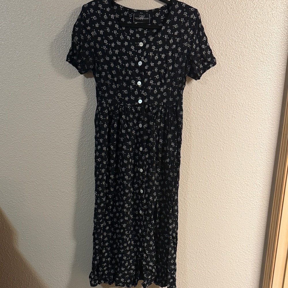 Vintage Molly Malloy 90’s  Black Floral Midi Dress